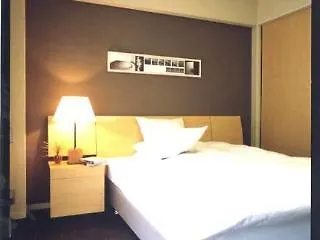 Elite Apartment Shinjuku West Tokyo